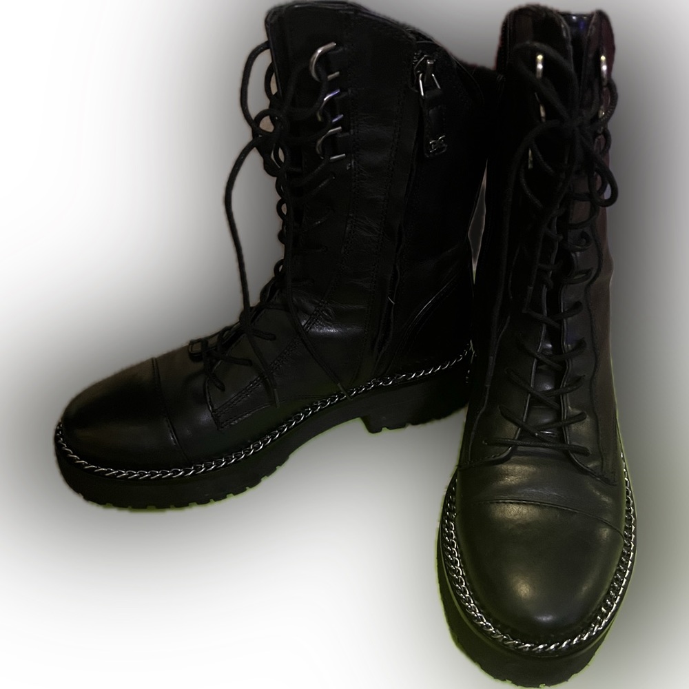 Lenley black leather boots!